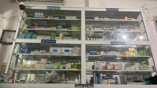 Cần sang Nhà Thuốc mặt tiền trường trinh