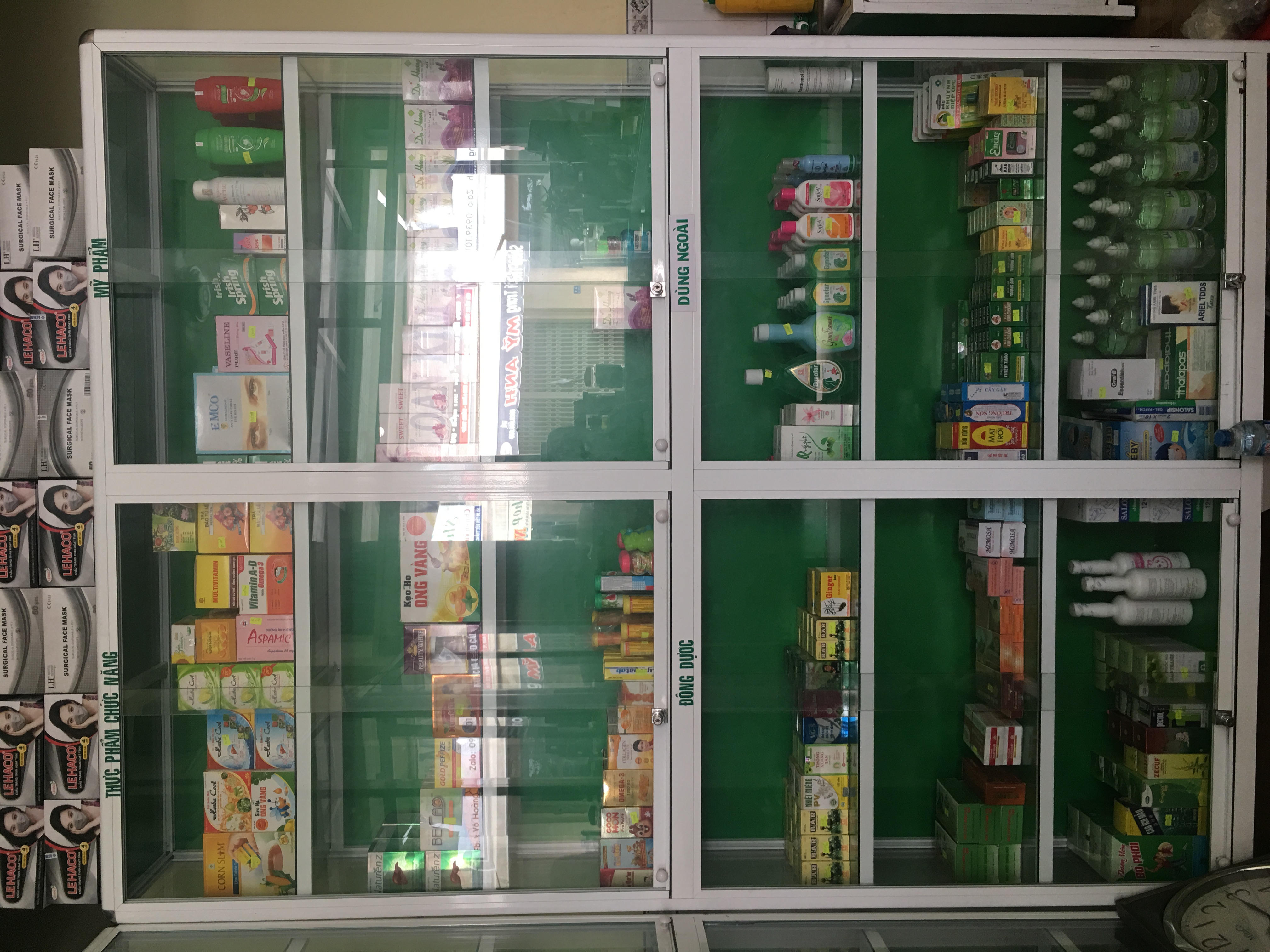 Cần sang nhà thuốc Tây cao lãnh