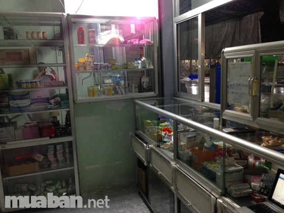 Không Người trông coi, cần sang gấp quầy thuốc tây giá rẻ ở gần Big C