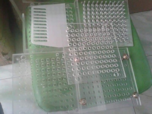 Khuôn vô viên con nhộng, khay đóng viên nang cứng, bộ khuôn đóng vỏ con nhộng thủ công