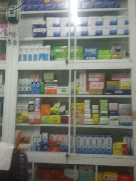 Sang gấp nhà thuốc