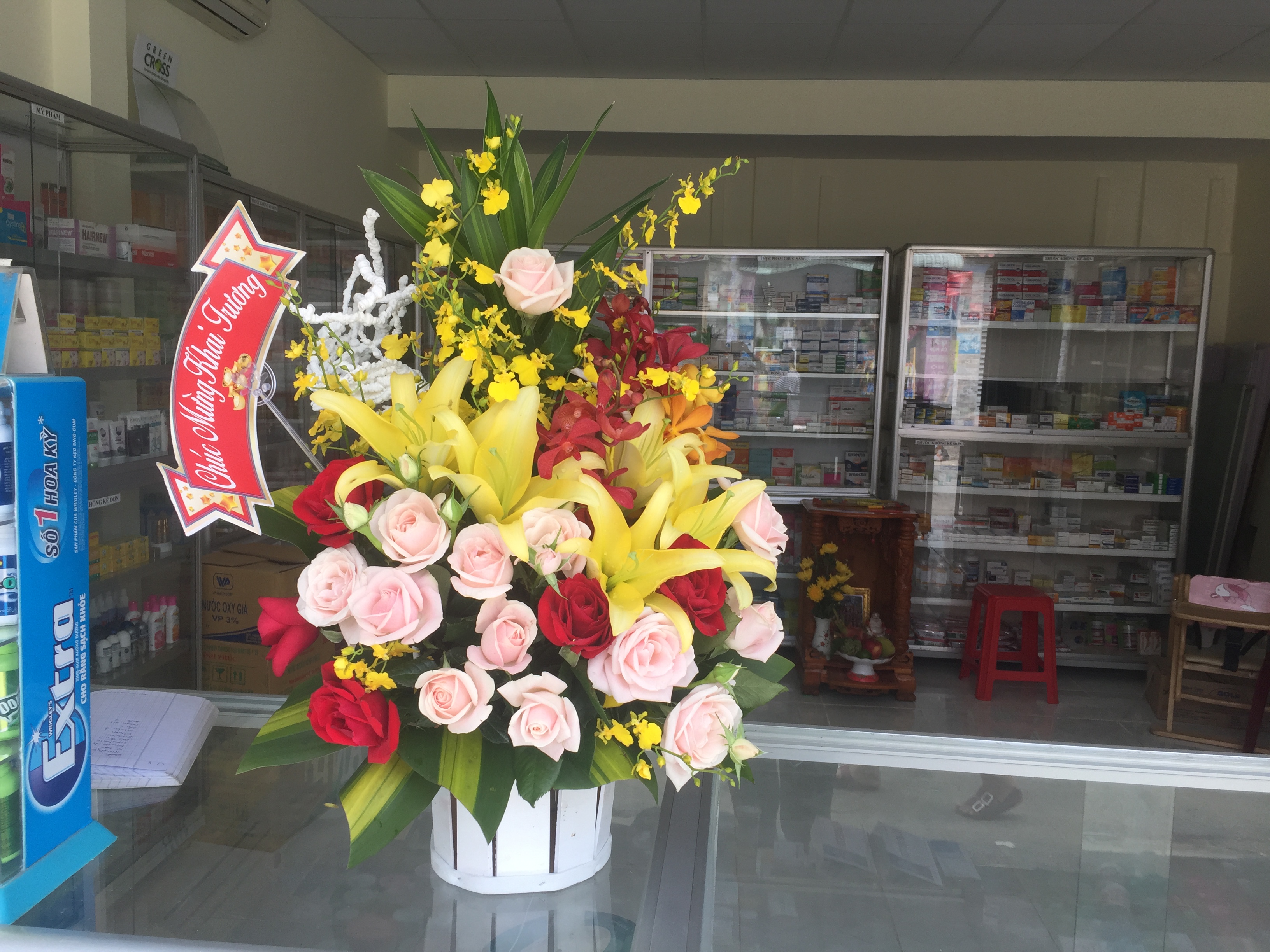 Sang nhà thuốc Tây đang hoạt động. Đạt chuẩn GPP