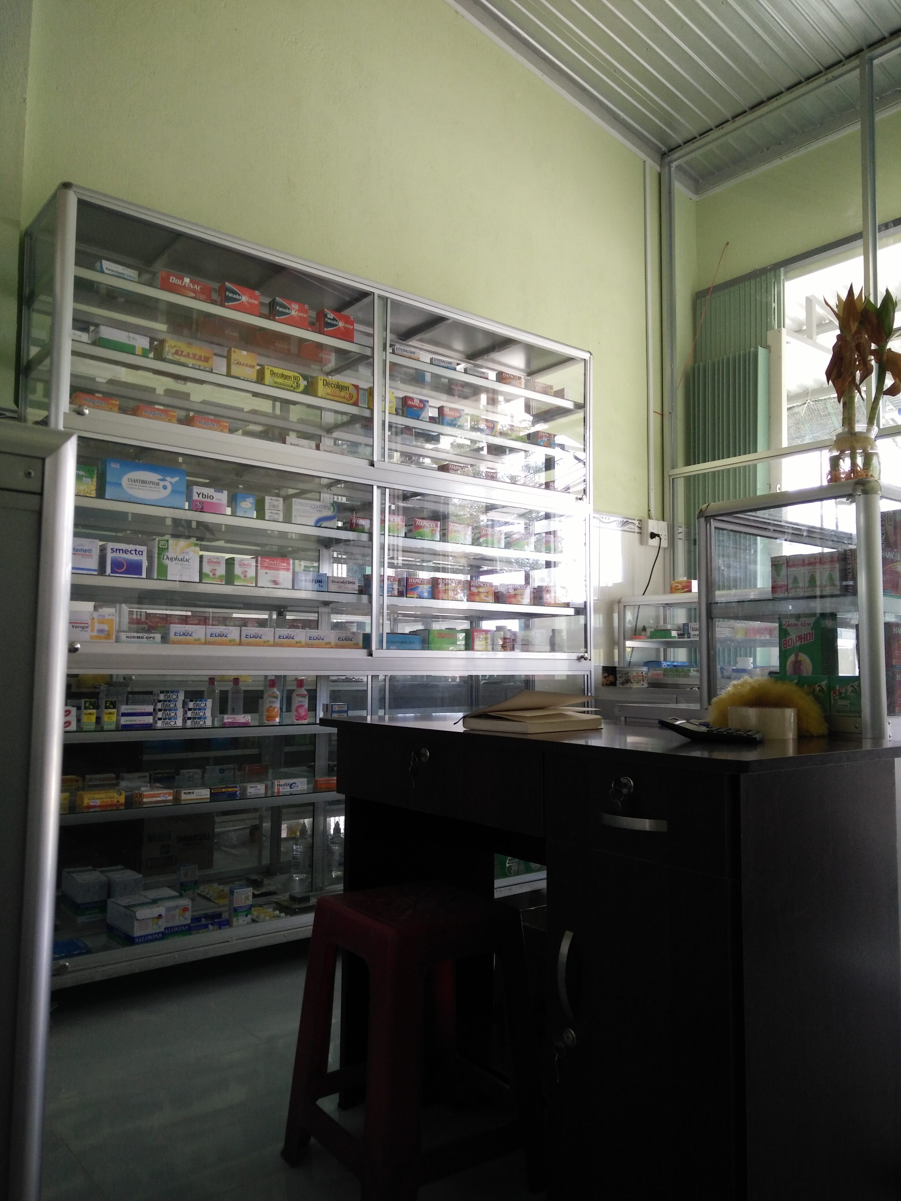 Sang quầy tủ kệ