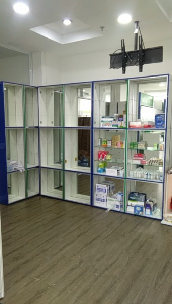 Sang tủ kệ nhà thuốc