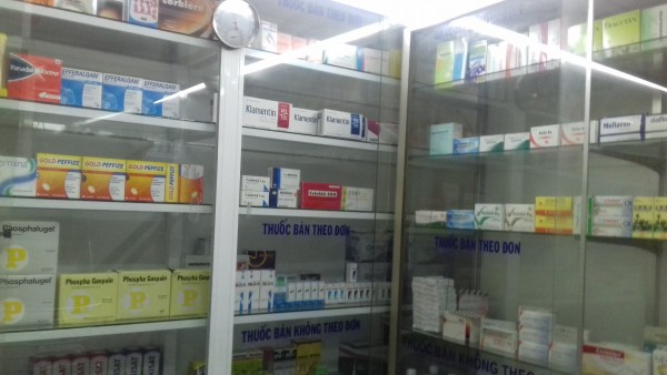 Tuyển nữ dược sỹ trung học tc bán thuốc